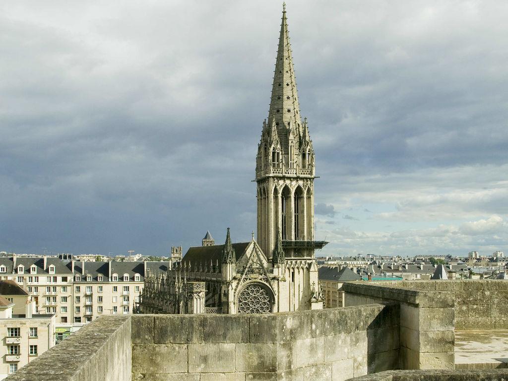 Hotel Ibis Styles Caen Centre Gare Esterno foto