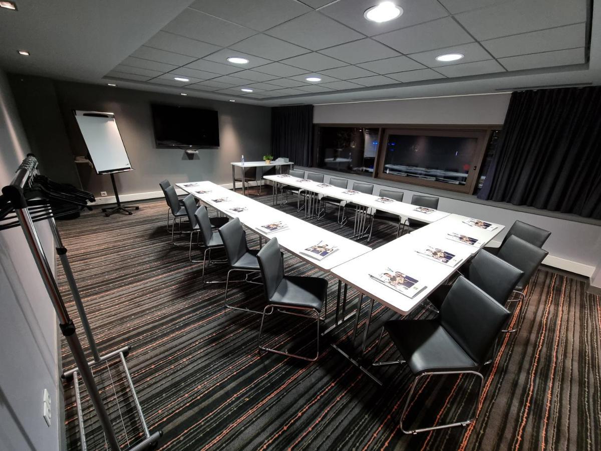 Hotel Ibis Styles Caen Centre Gare Esterno foto