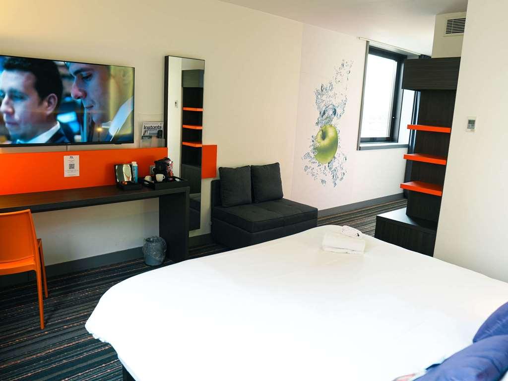 Hotel Ibis Styles Caen Centre Gare Camera foto