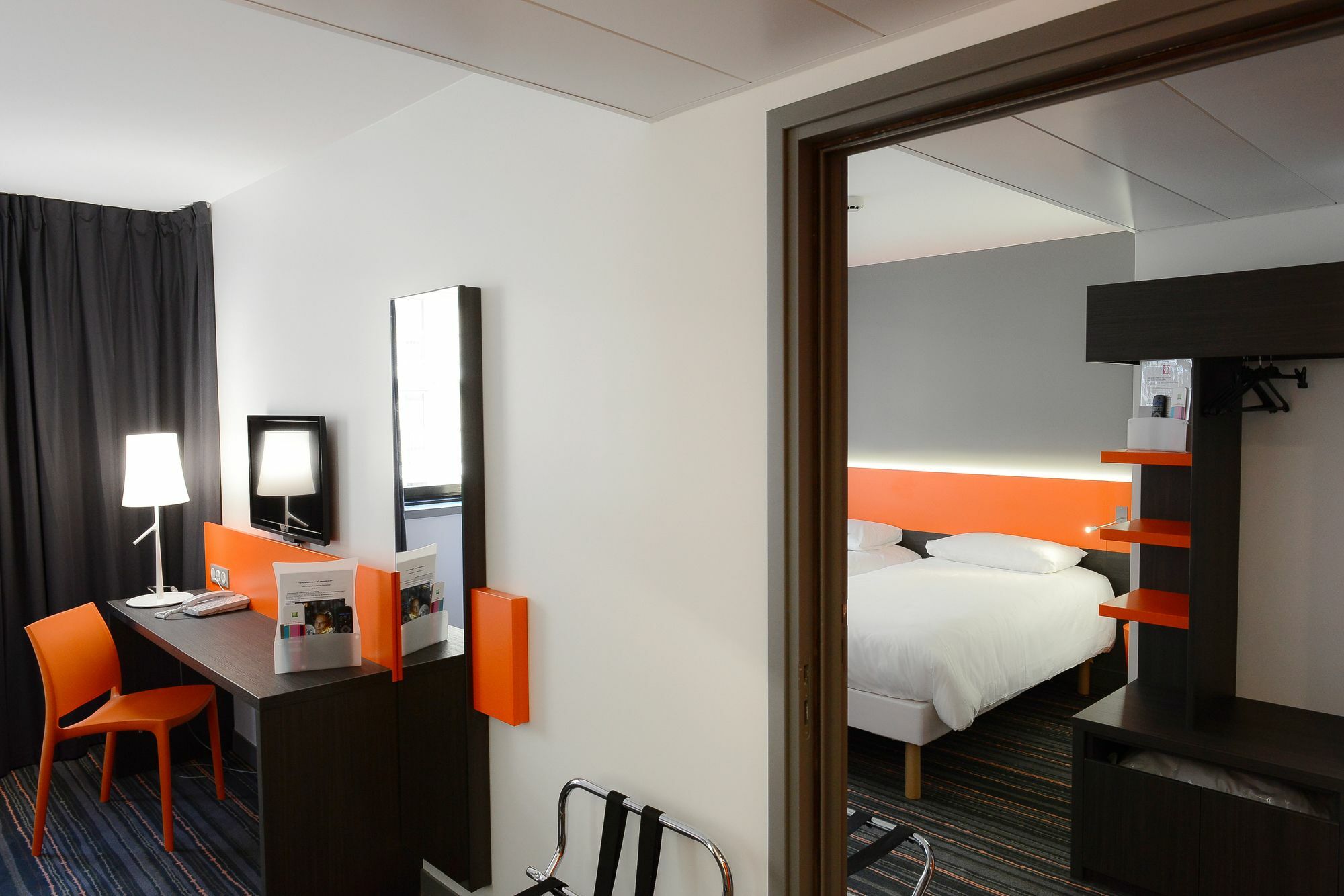 Hotel Ibis Styles Caen Centre Gare Esterno foto