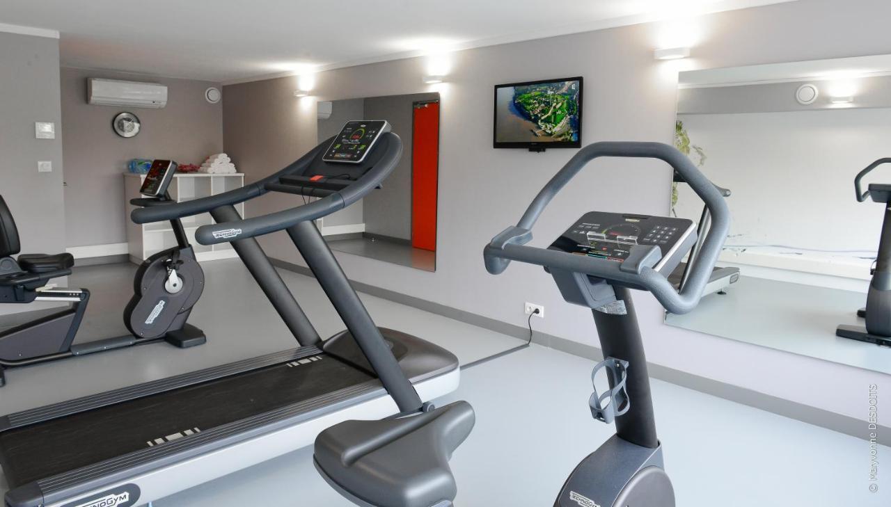 Hotel Ibis Styles Caen Centre Gare Esterno foto
